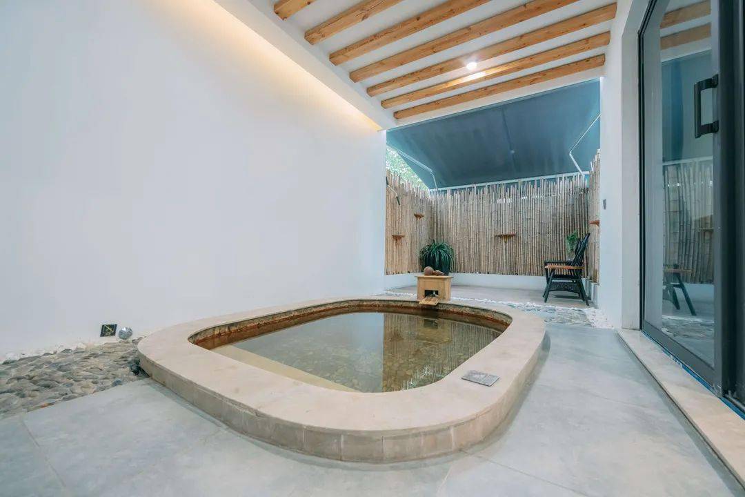 summer如果你想当一次快乐的农场主推荐地:施桥蔷薇园,共享家园汤泉