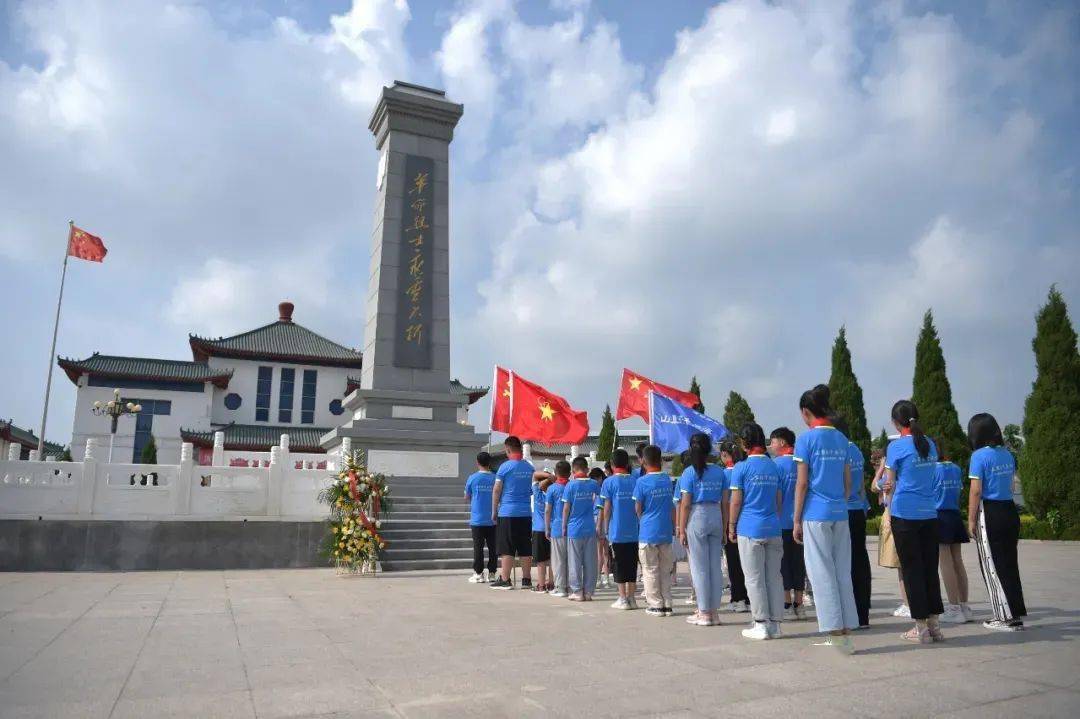 黄骅烈士陵园图片