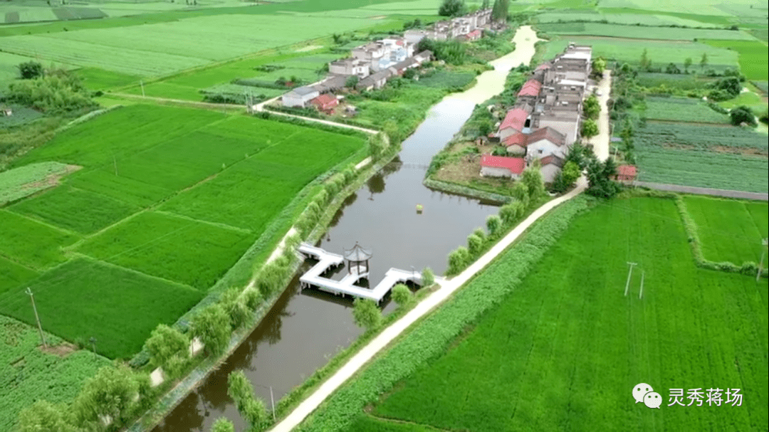 动态桌面如何设置 cebfddf89b1043e9ba90206a5bdbdc66.png