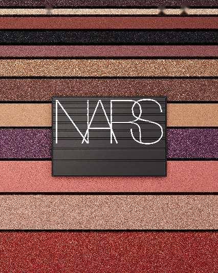 nars限量眼影盘潮酷街头,沿用品牌经典的黑色外壳与个性的logo为主体