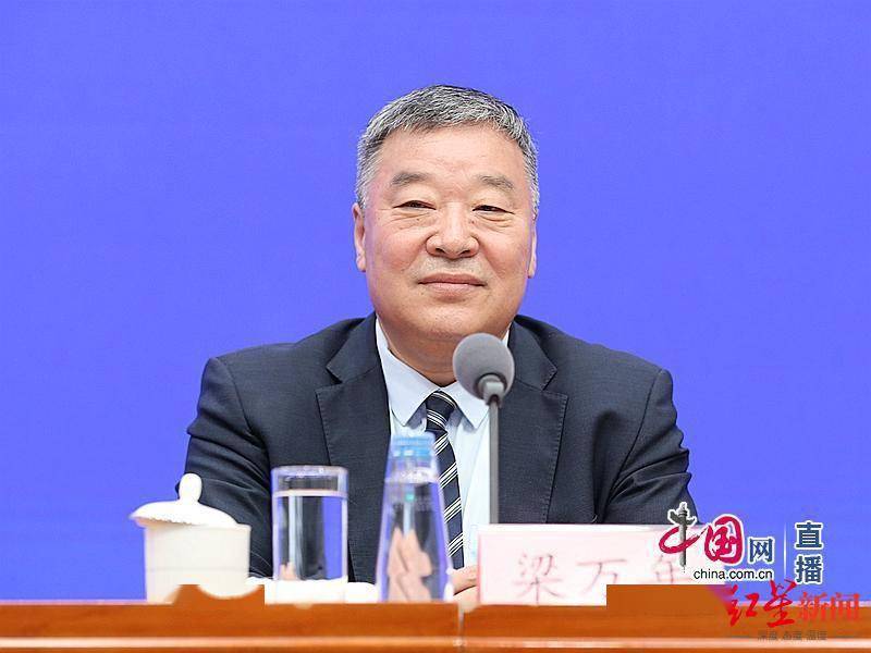 中方|中国没有提供新冠疫情早期原始数据吗？中方组长：病人数据都已向专家组全部展示过