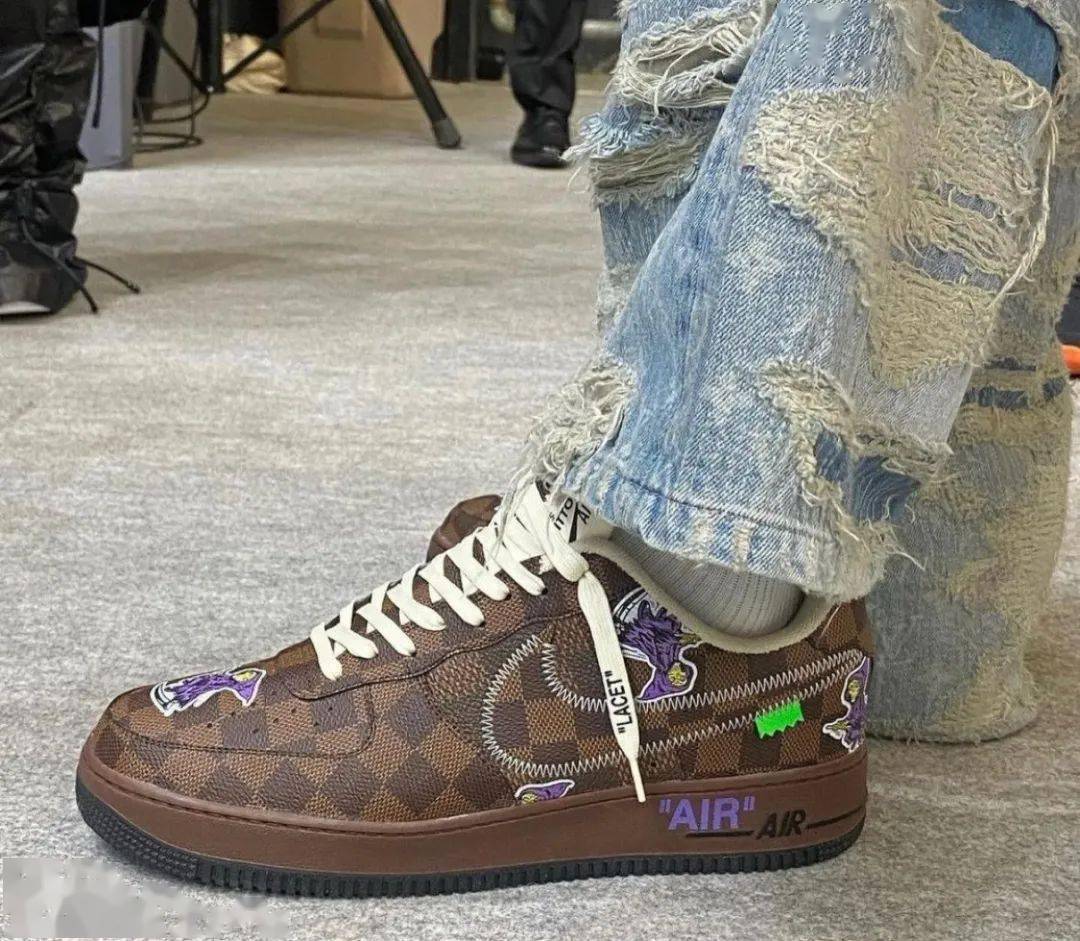 Nike|肯定抢破头！LV x Nike AF1 最新实物曝光！传闻明年发售！