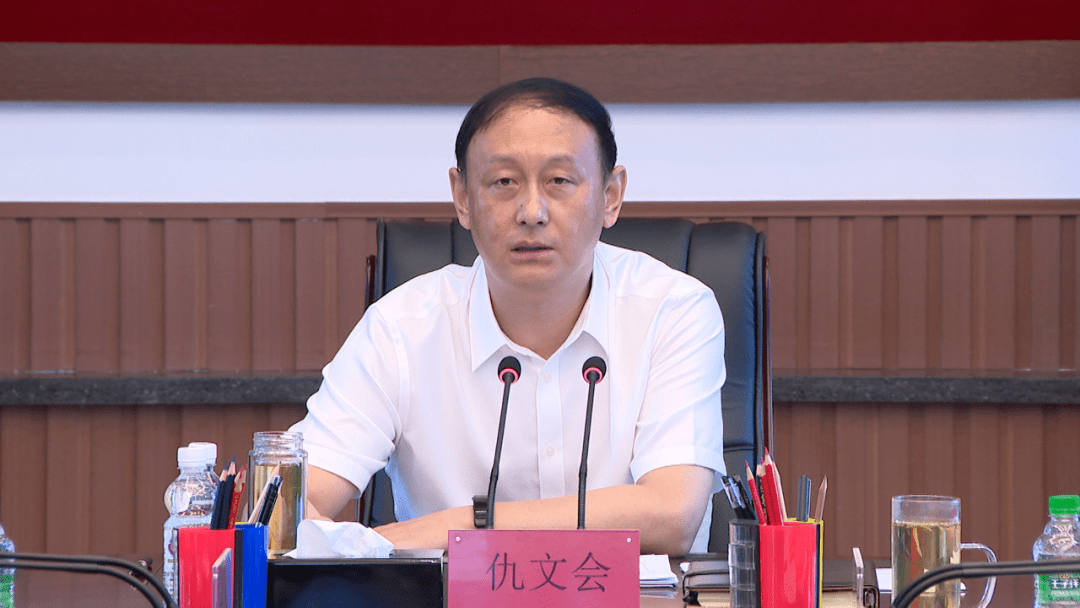 县应对新型冠状病毒感染肺炎疫情工作指挥部会议召开