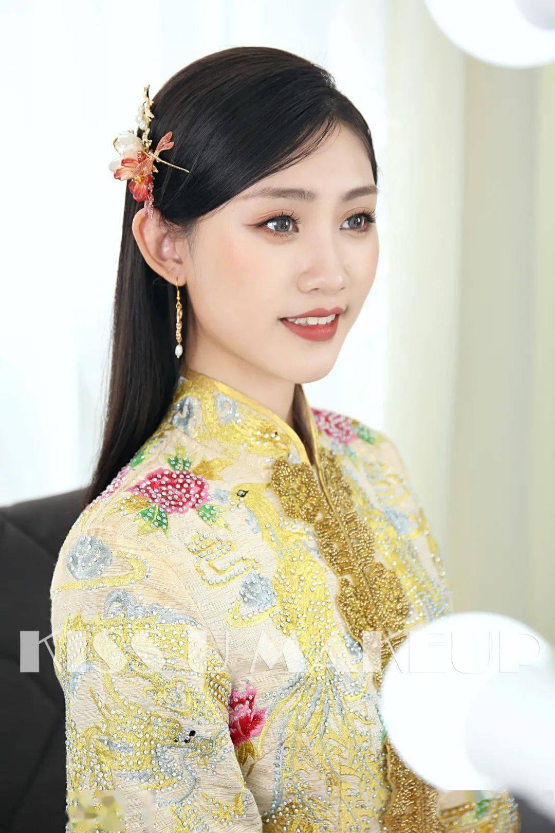 美妆造型秀每天为大家分享新娘造型图片化妆技巧新娘编发教程等