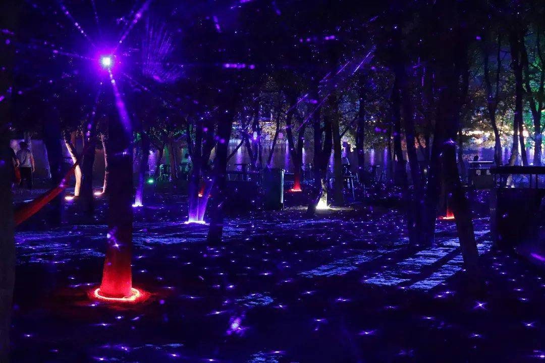仙凤三宝第三届梦幻灯光节最强攻略已出炉带你嗨玩这个夏天