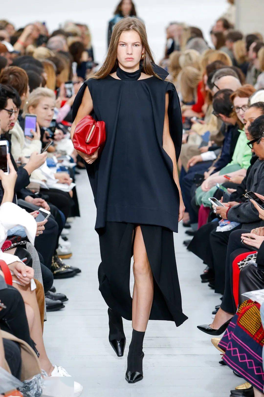 品牌|Phoebe Philo要回归,最期待她的鞋!