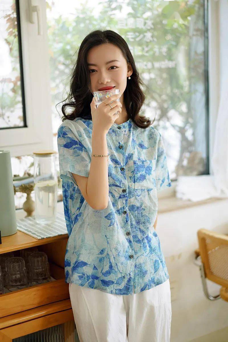 天然苎麻衬衫轻盈透气别致显气质