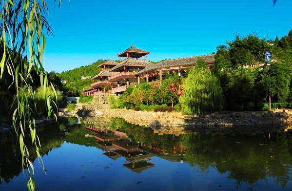 历史文化源远流长西武当山盛景依旧