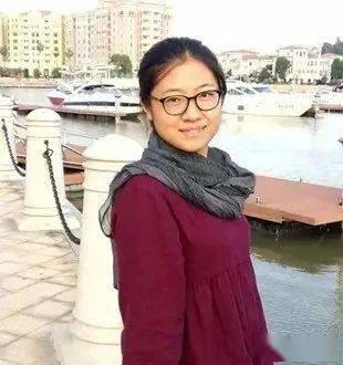 比丑?比什么?_张斯鸿