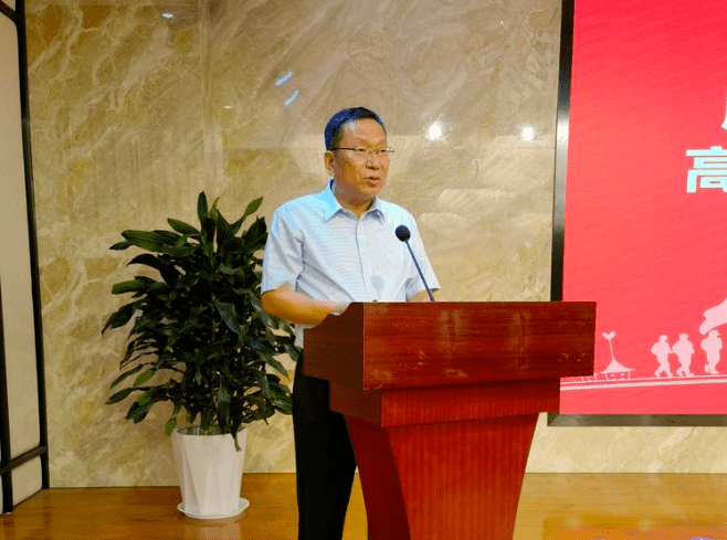 王靖副市长出席咸阳市阳光幼教集团园长高级培训班暨暑期研学活动