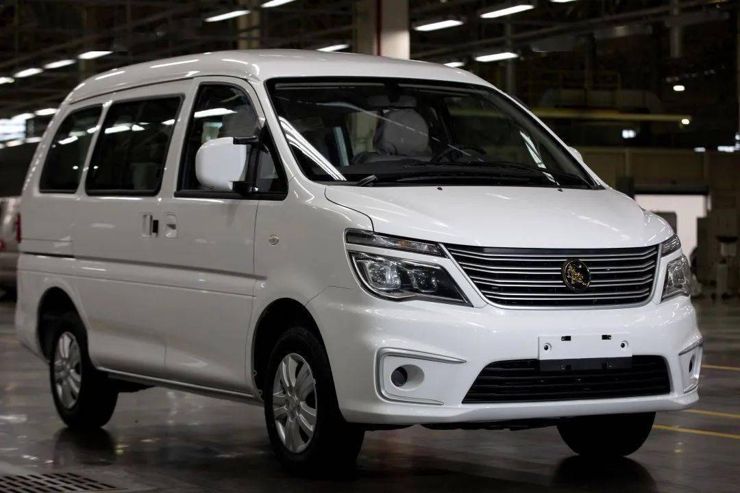 猜猜,谁将来唤醒这台金狮?_搜狐汽车_搜狐网