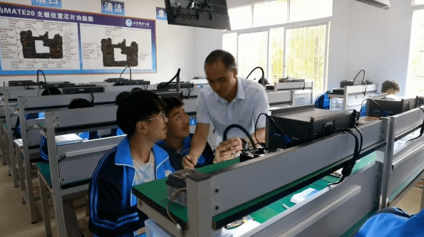 专业修手机培训班 2003a7d8320f44b0a28ba2066b6d9524.png