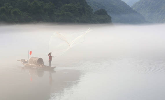 景区|湖南资兴：晨雾美景引游人