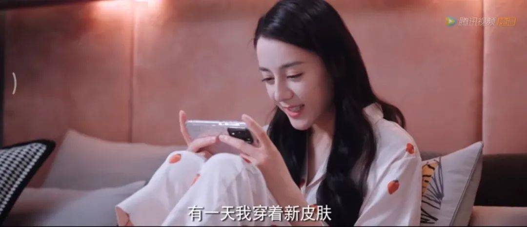 比迪丽热巴还美艳的 只能是乔晶晶了_高雯