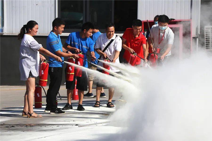 参训企业纷纷表示,将把学习到的消防知识运用到今后工作,生活中,加强