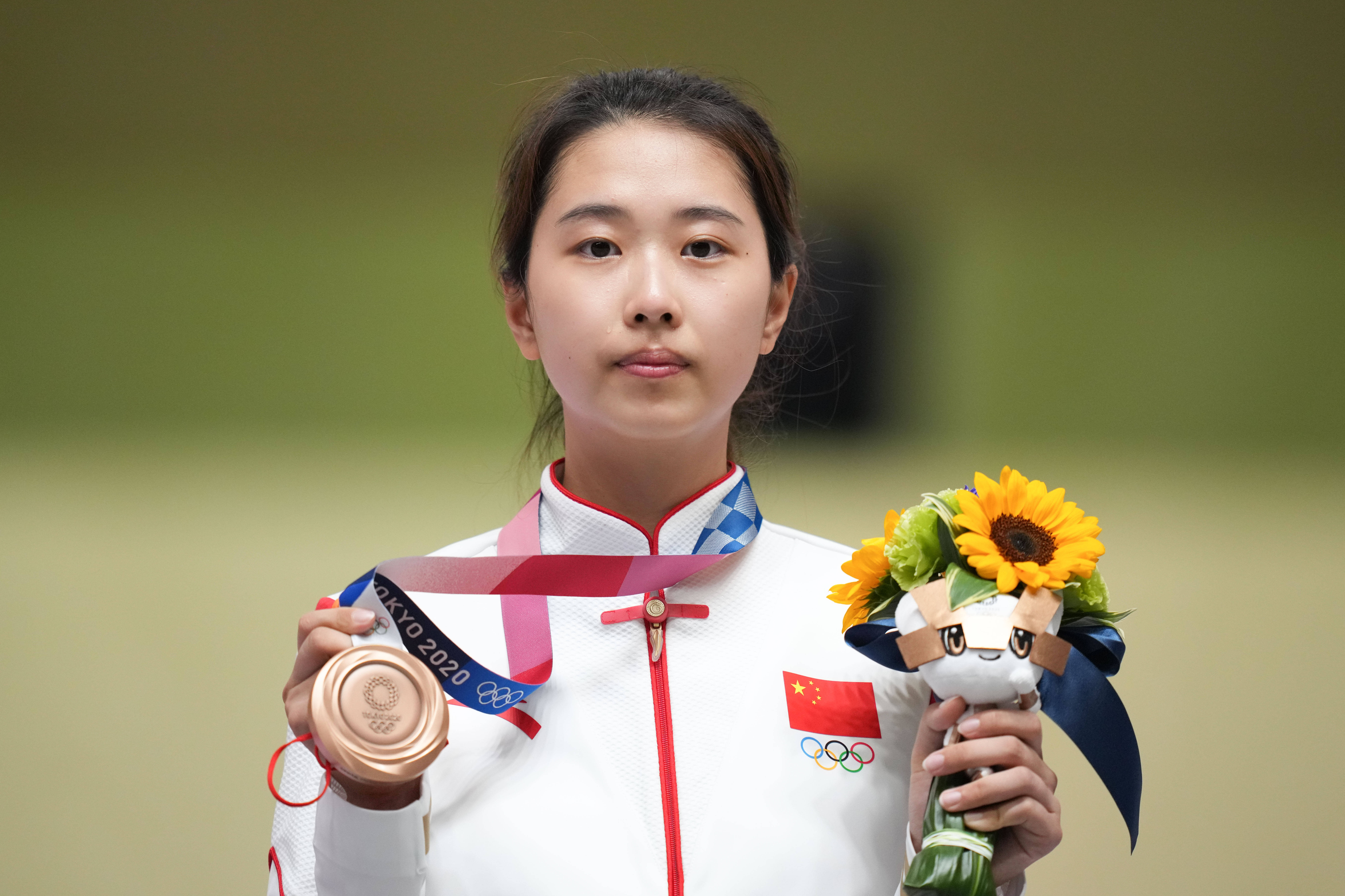 中国射击女运动员冠军图片
