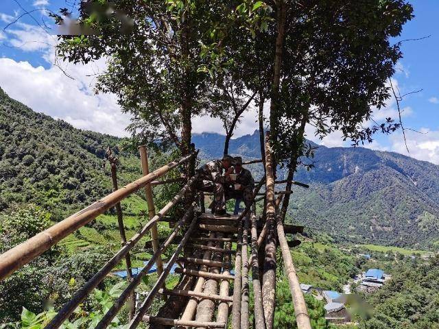 怒江州片马镇一座西部边城的抗疫密码