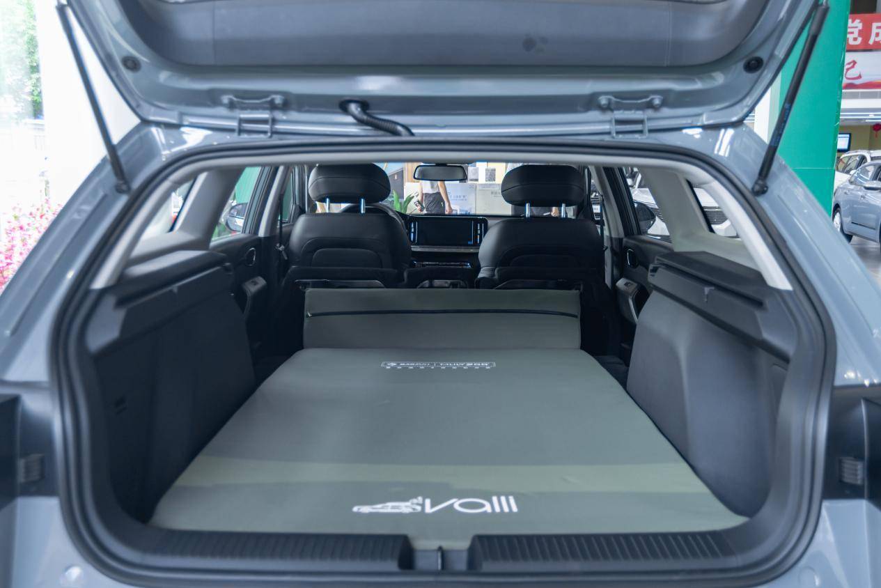 拥有复式大平层空间52出行方式实拍宝骏valli