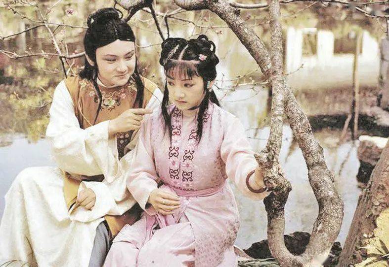 韩雪丽:紫鹃试玉,林黛玉尴尬吗?_贾宝玉