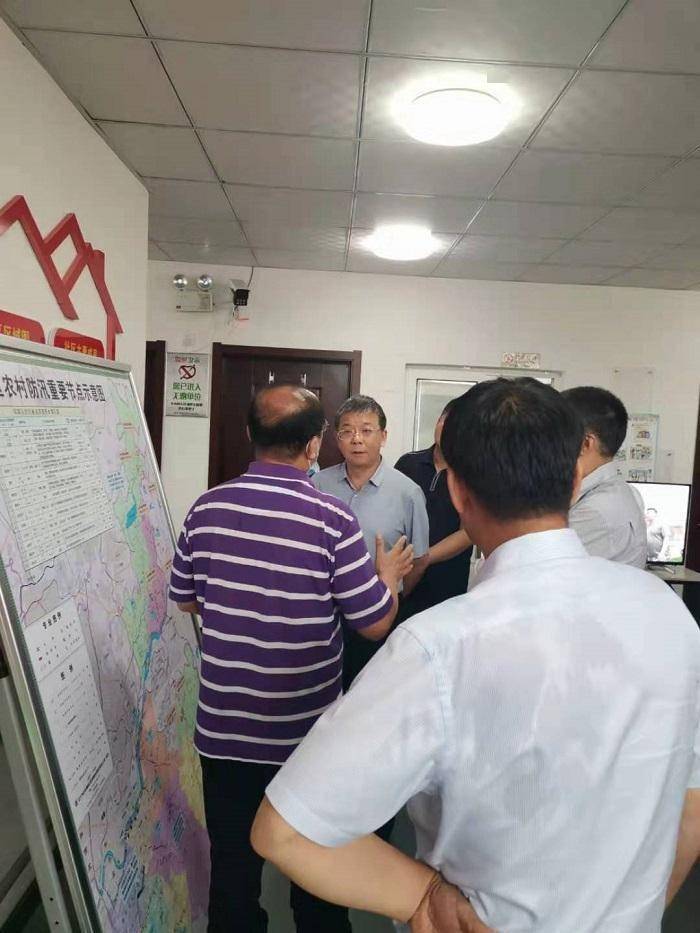 市水务局孙博局长陪同刘旭辉副市长实地检查全市防汛防台风准备工作