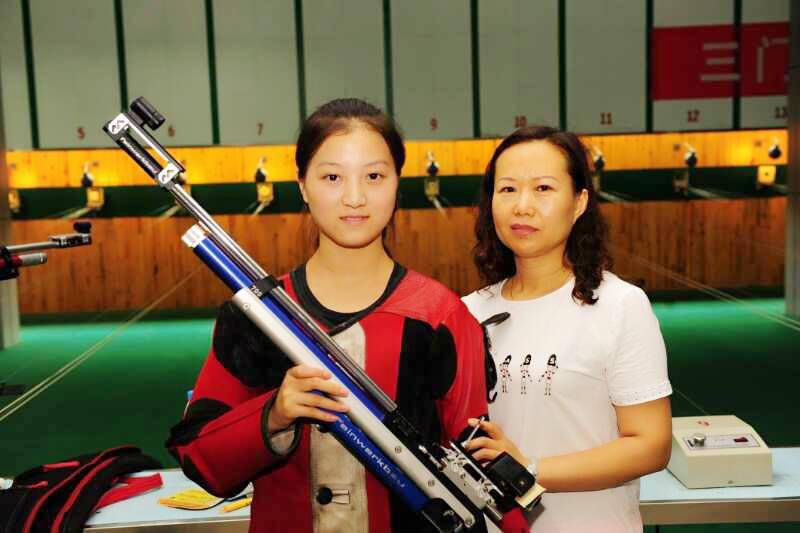 中国奥运选手史梦瑶只要刻苦训练以后为国争光的机会还很多