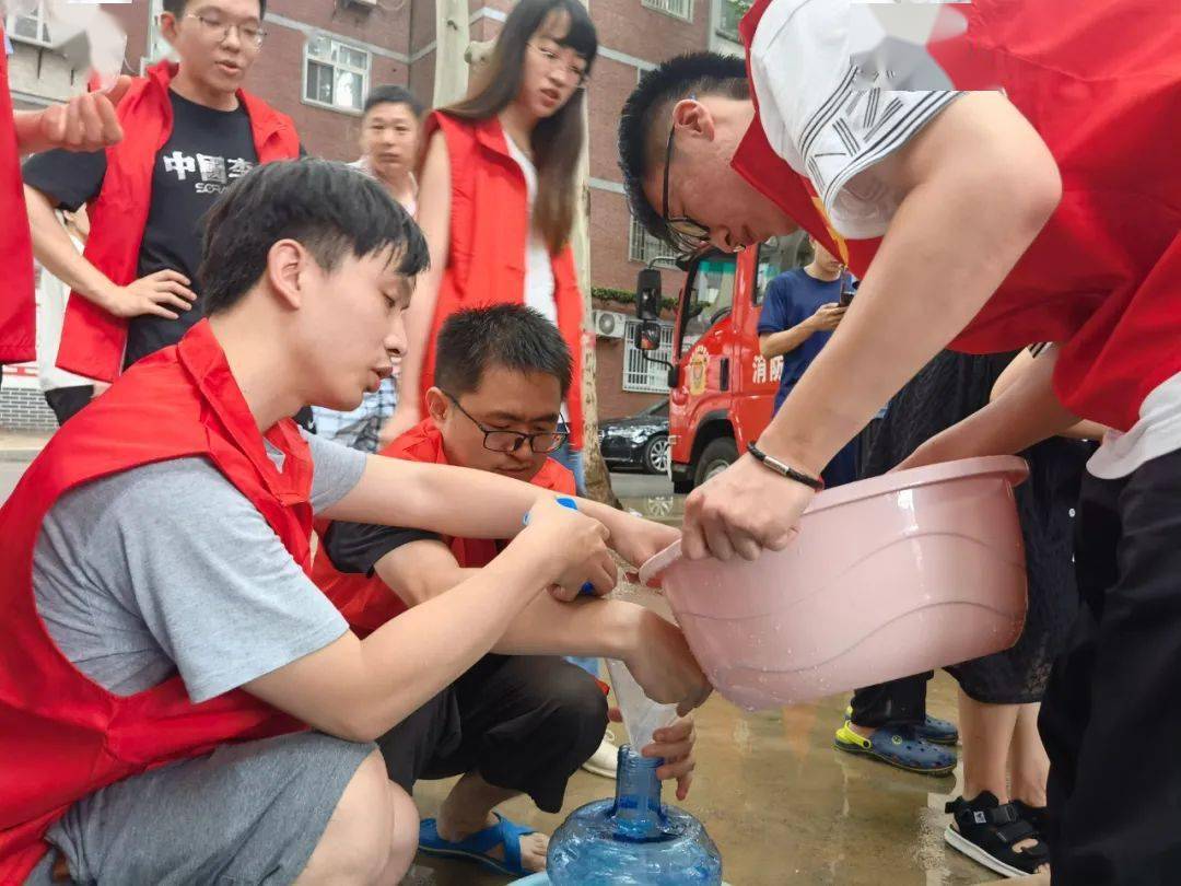 上下齐动员科技强支撑河南郑州76120特大暴雨的黄科院应答