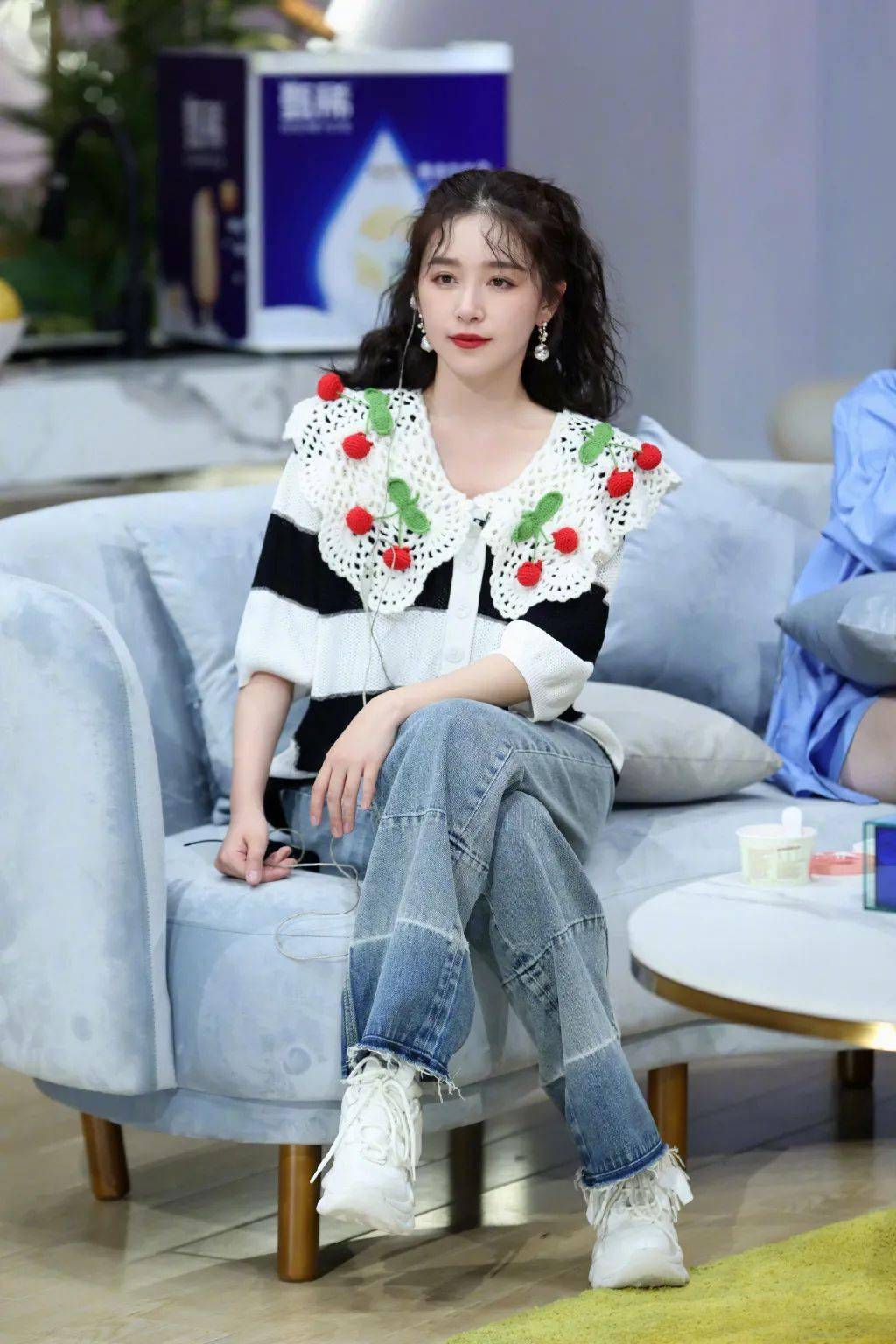 6分的女主阚清子,号称躺平代言人_榴莲