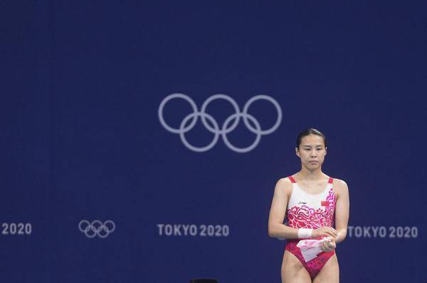 东京奥运会｜跳水：施廷懋、王涵揽金夺银_选手