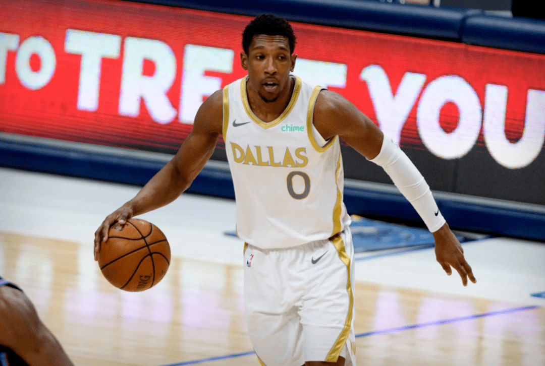 只关于吐槽新香蕉船兄弟诞生下赛季威少拼命詹姆斯底角抽烟