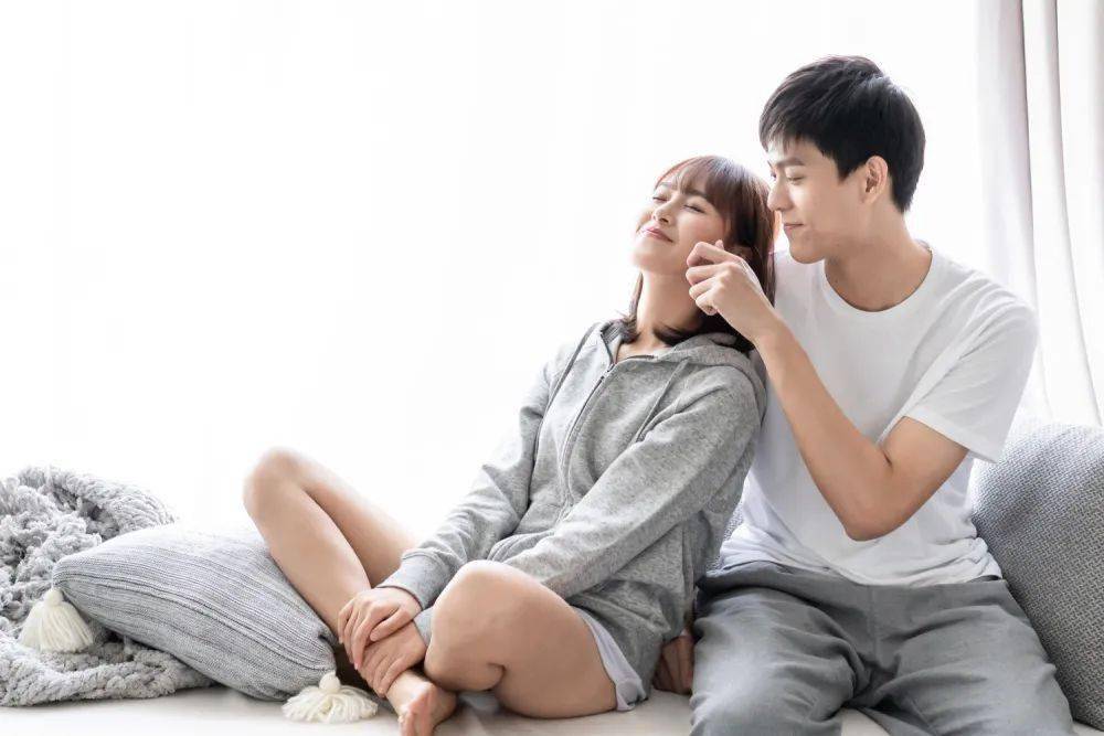 为什么总想逃离喜欢你的人?快来测测你的恋爱类型_依恋