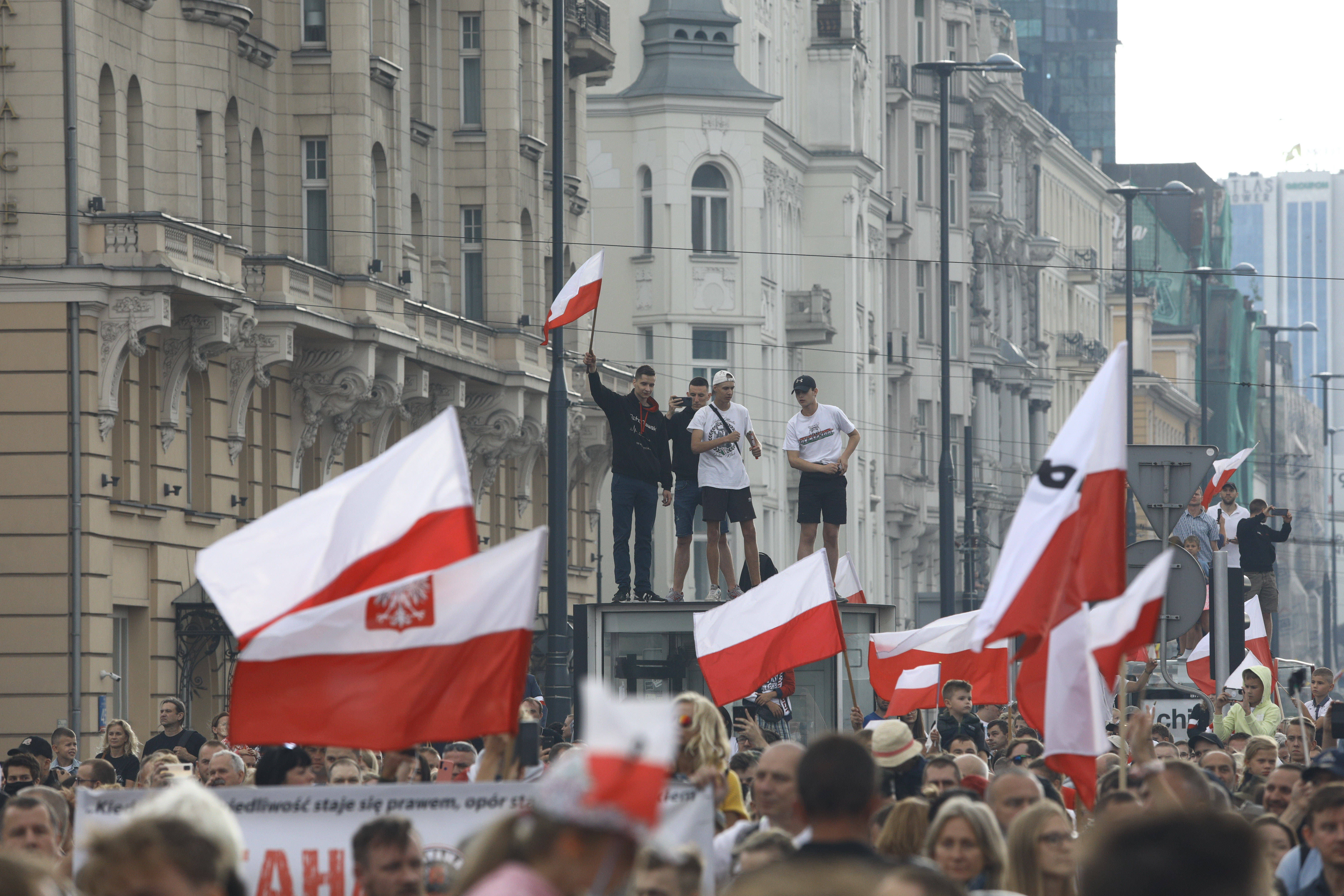 华沙大公国国旗图片