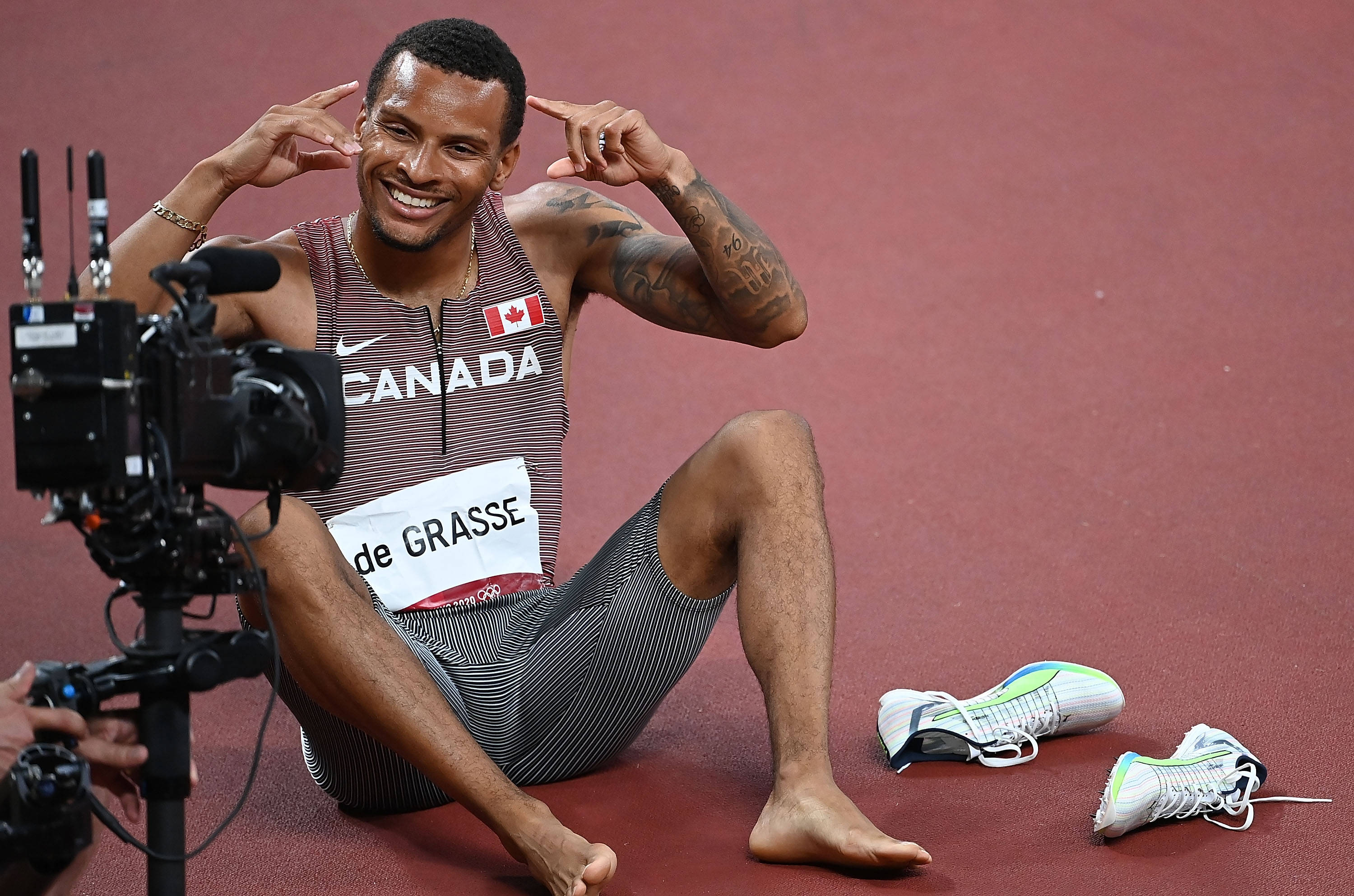 新华社照片,东京,2021年8月3日8月3日,加拿大选手德格拉塞在男子200米