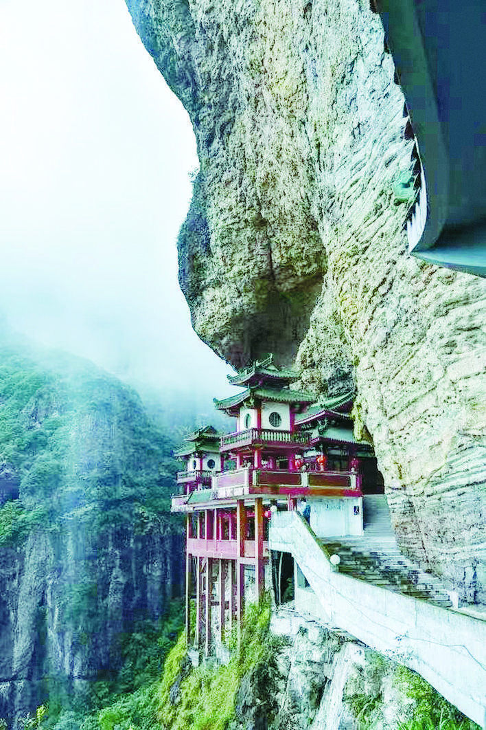饶超毅 摄灵通山风景区位于平和县大溪镇,属国家地质公园,国家级风景