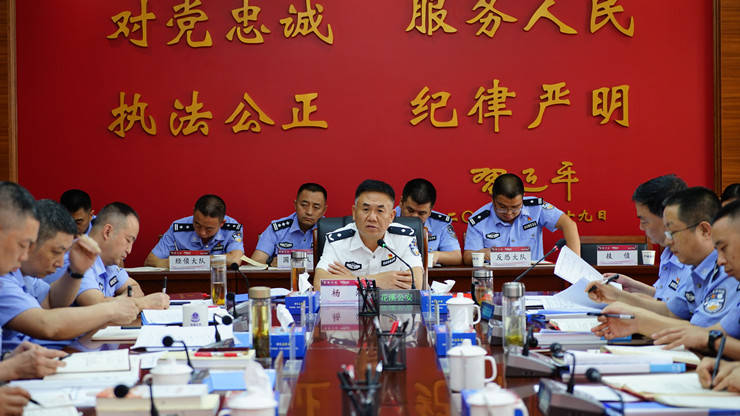 花溪区公安分局切实推动我为群众办实事落实落细