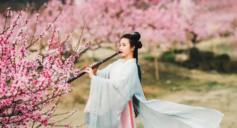 时期|所谓的“汉服”到底是怎么来的？说说从原始社会到隋唐的服饰演变