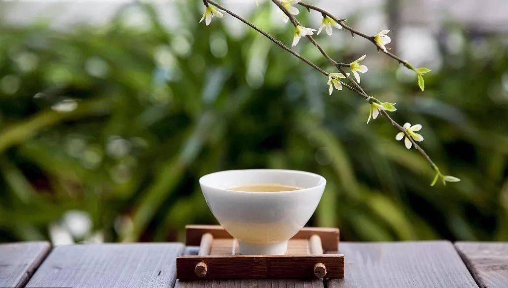 守一颗淡泊心,过如水生活