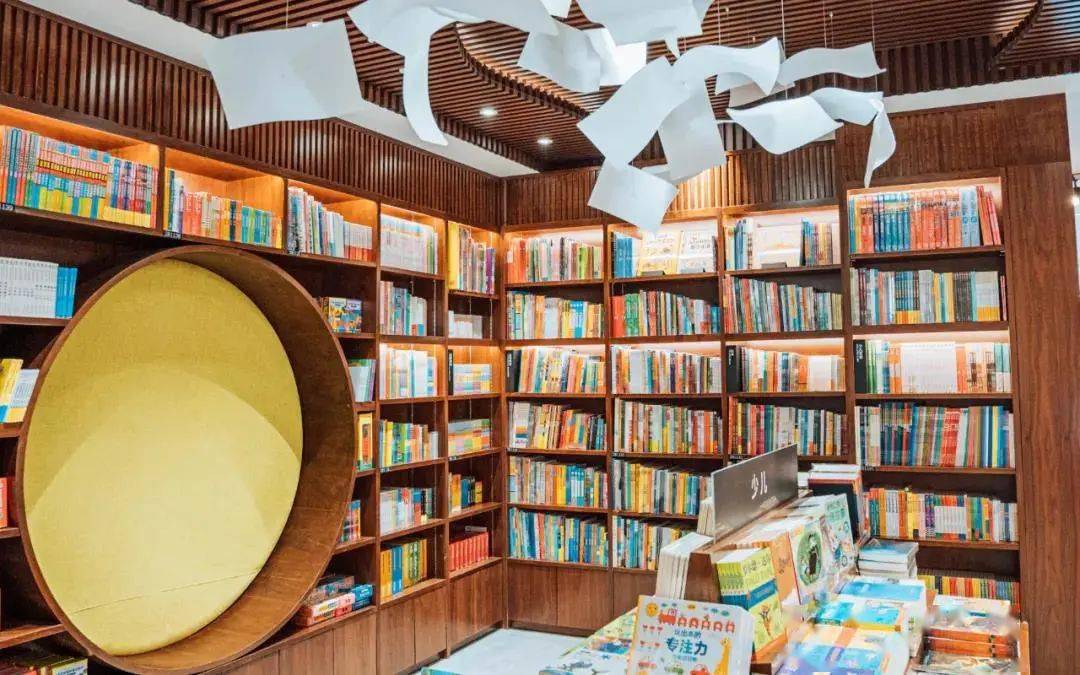 绍兴阅潮书店漫时光筑雅舍寄闲情嗅书香