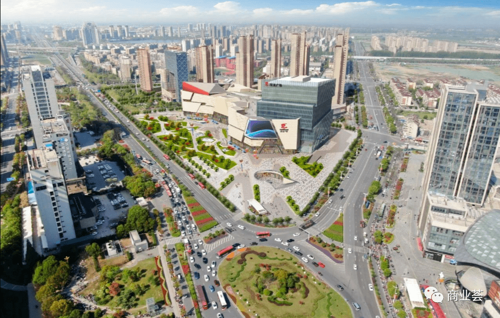 南京宝龙广场图片