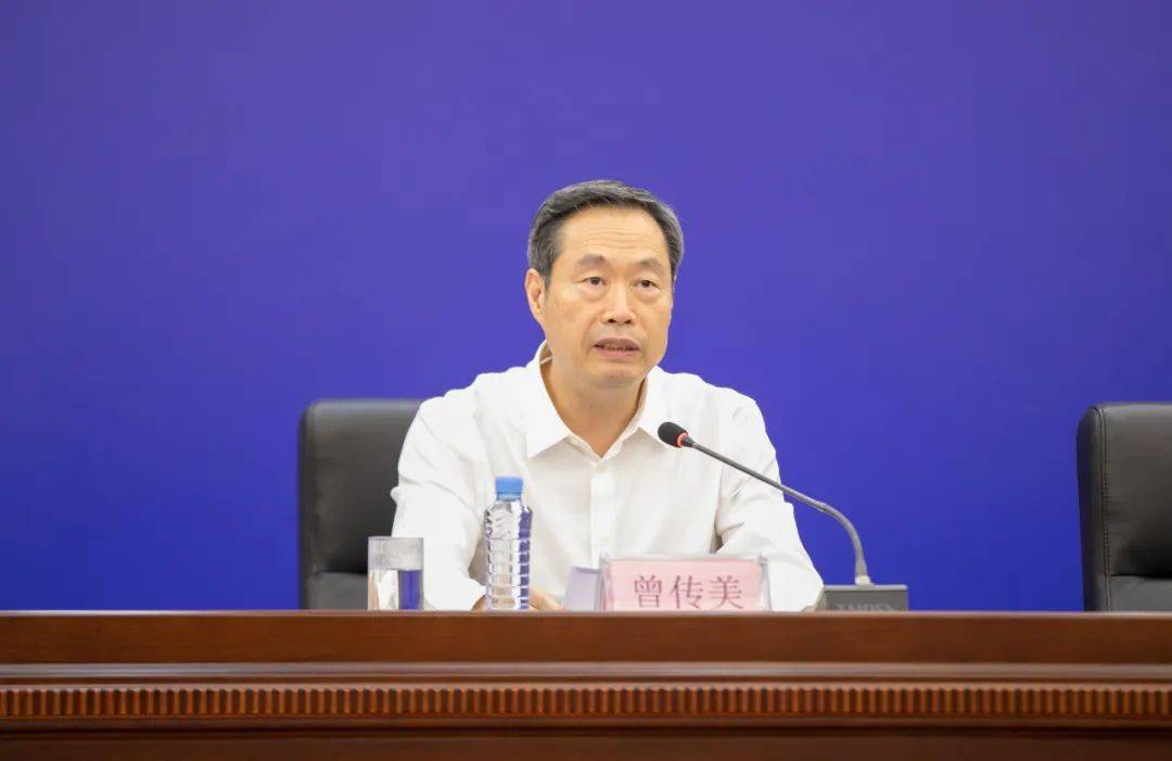 下面,先请曾传美巡视员介绍有关情况.大家下午好!