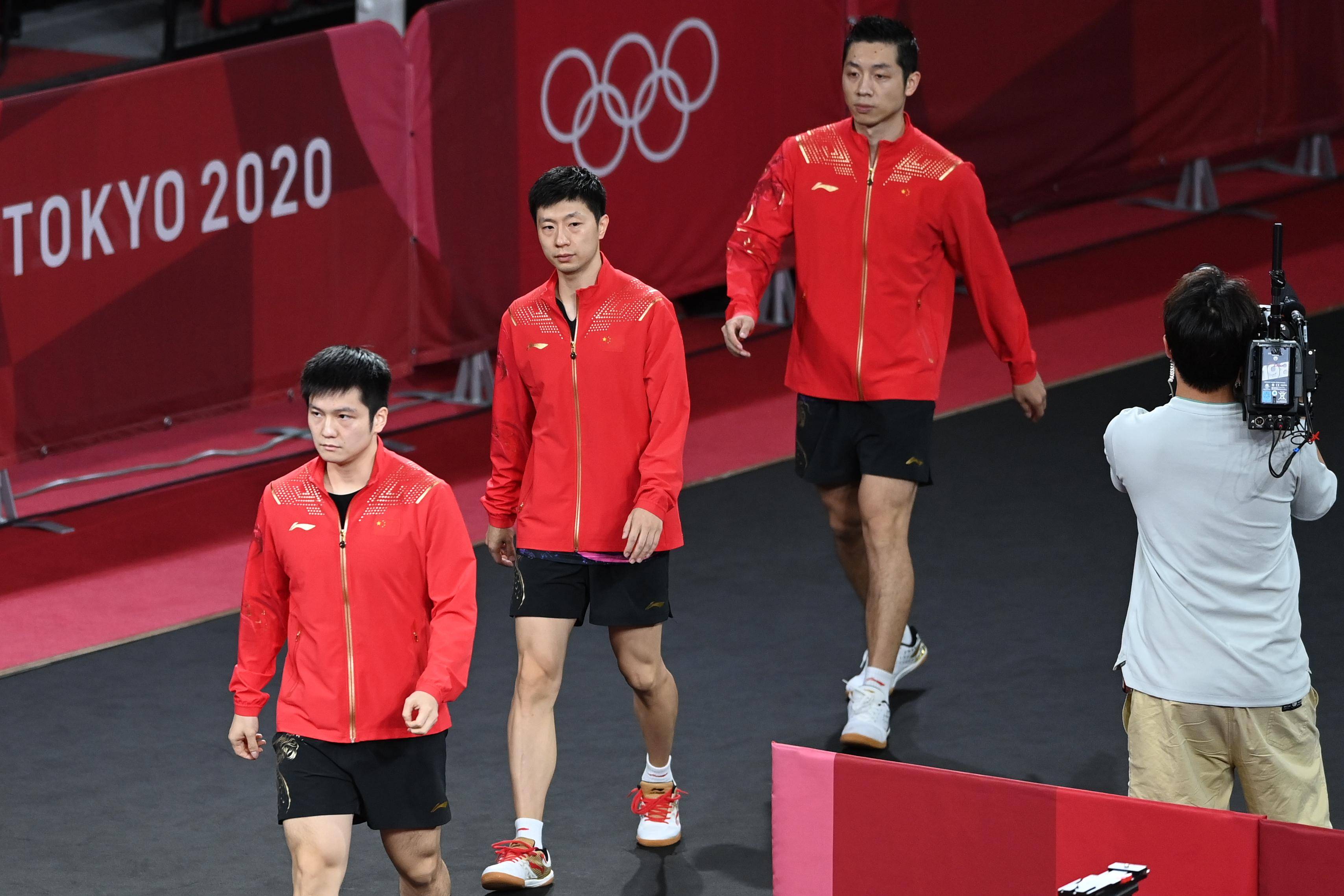 乒乓球男团决赛中国队对阵德国队