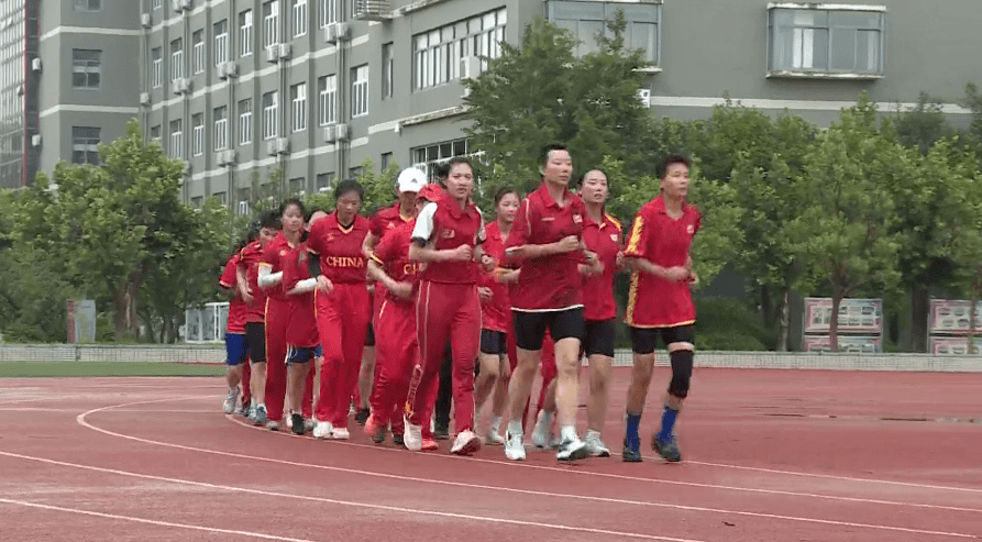 媒体聚焦国家女子板球队在济南三中集训