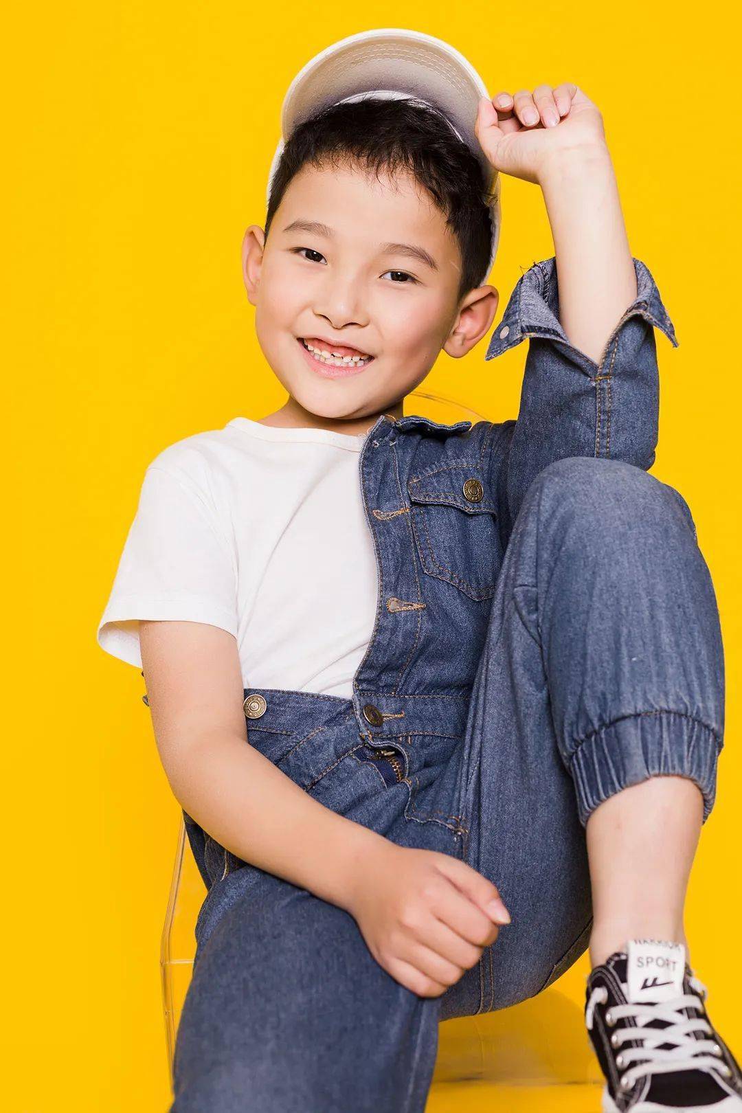 今天是立秋,王艳姐姐邀请了参与绘本讲演分享会的宝贝—— 陆梓航