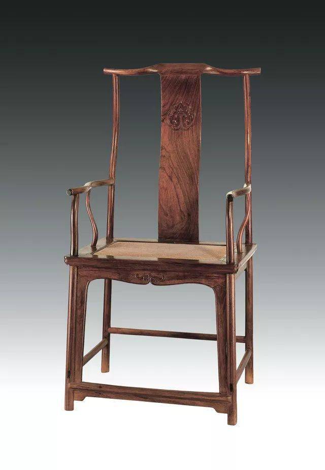 王世襄的《明式家具珍赏》一书中收录的家具,你也许曾不止一次地感叹