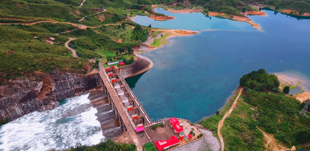 王快水库放水航拍图 王红亮提供