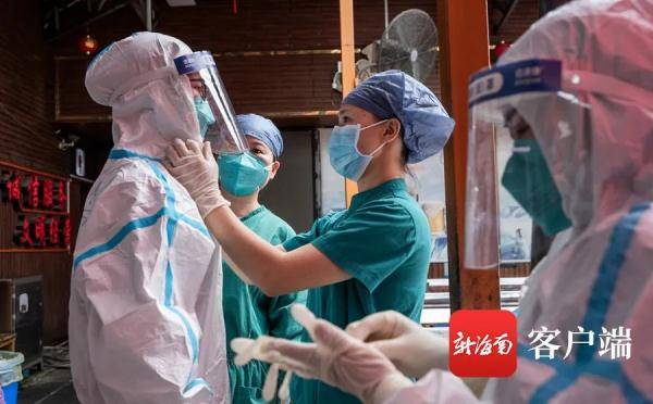 医护|他们累瘫的样子，让人心疼