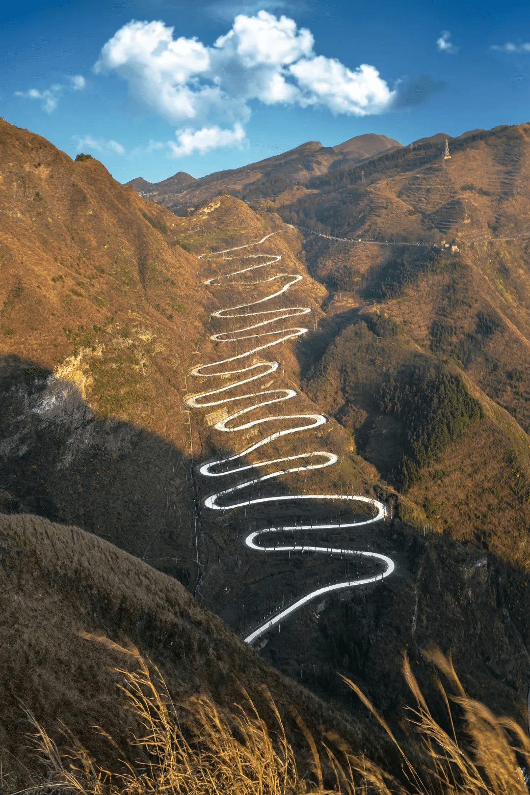 中国这7大奇路,你都看过吗?_公路