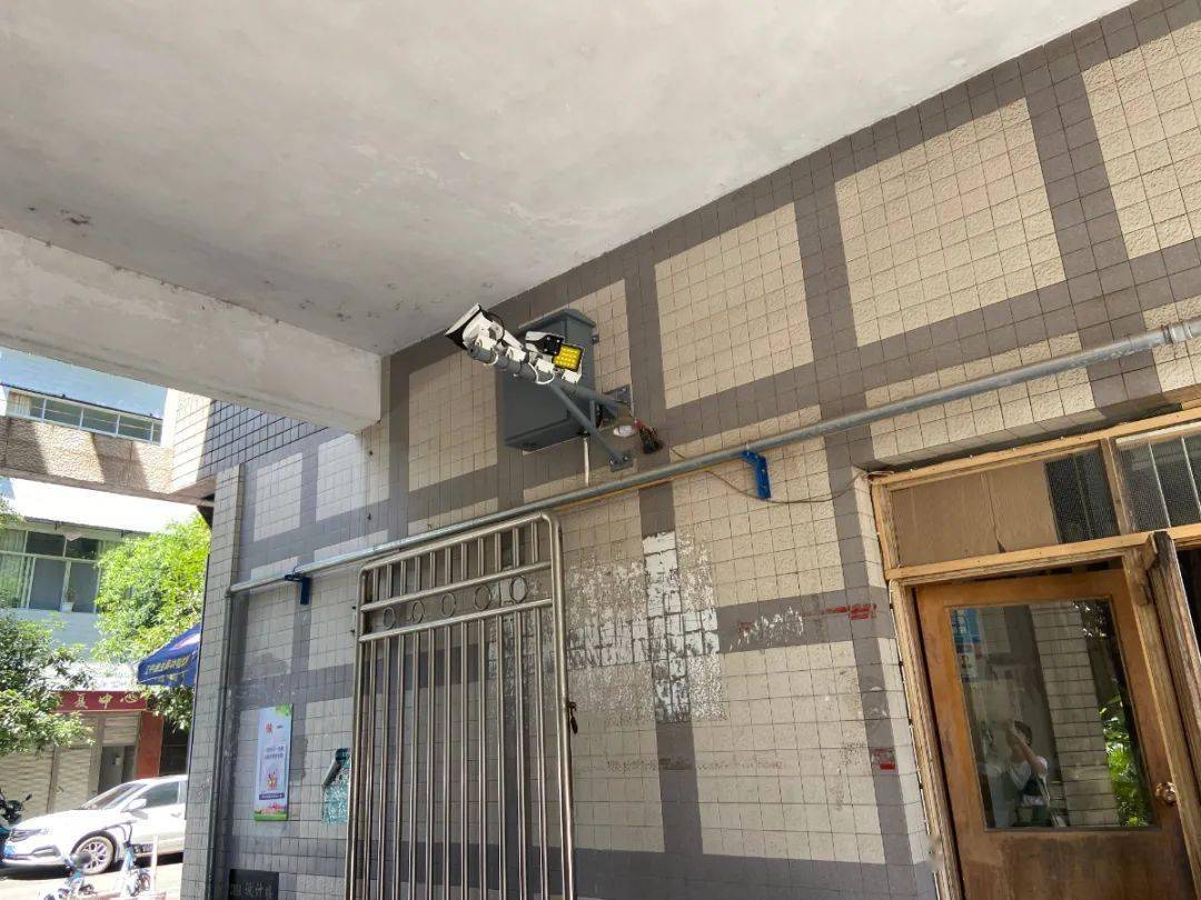 县城老旧小区改造安防设施项目全速推进