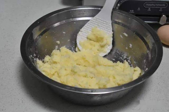 土豆泥做饼不放鸡蛋 91826f45f6c44b0cb81ce521a306527e.jpeg