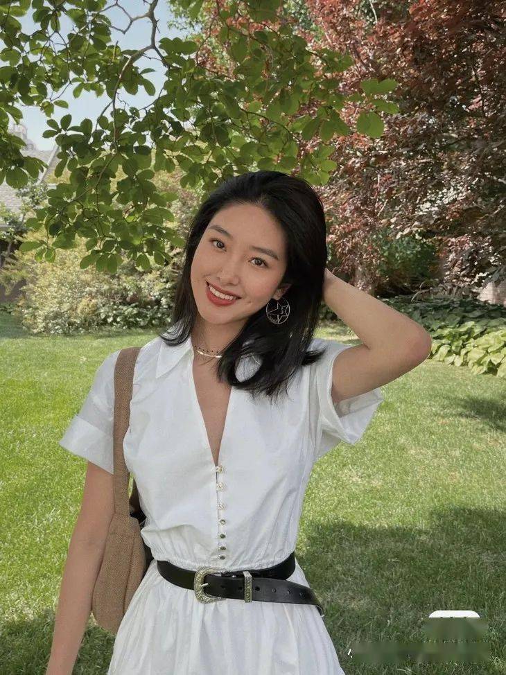 杨采钰|杨采钰，最会穿裙子人设不倒