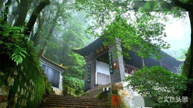 旅游度假到玉溪 | 通海:游国家历史文化名城,品人文风景盛宴_秀山